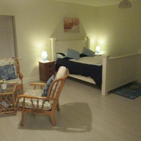 The Willow Room Ashford Екстер'єр фото