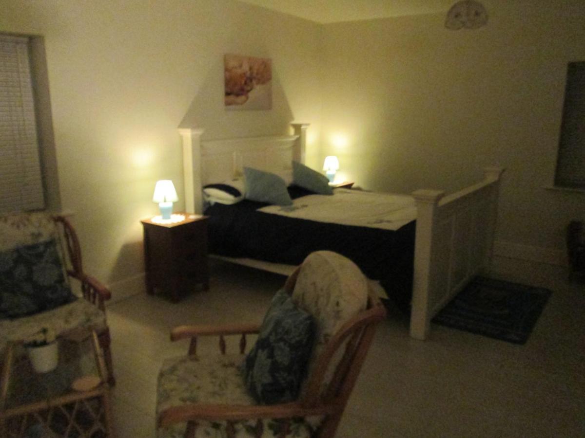 The Willow Room Ashford Екстер'єр фото